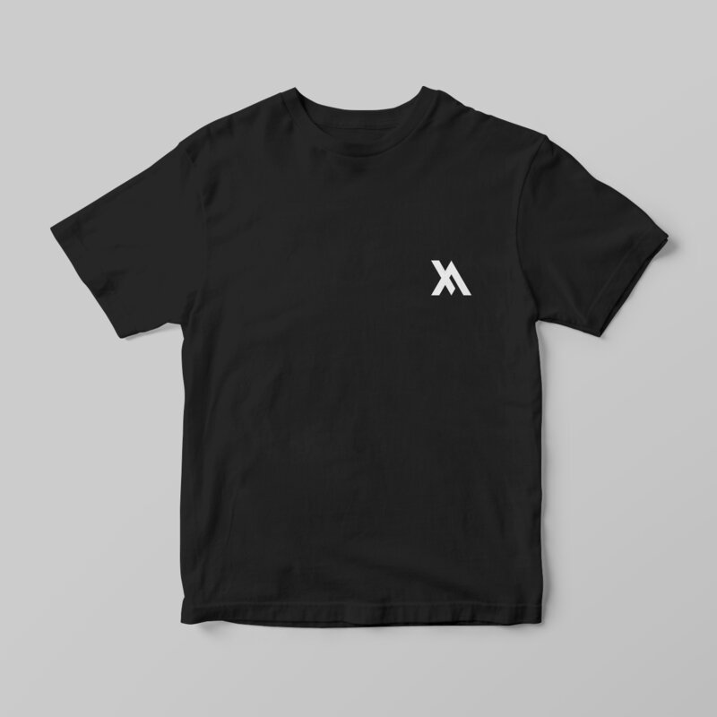 BLACK TEE Thumbnail